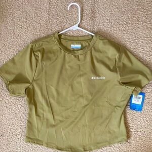 NEW WITH TAG - Columbia Khaki Top - Women’s XL